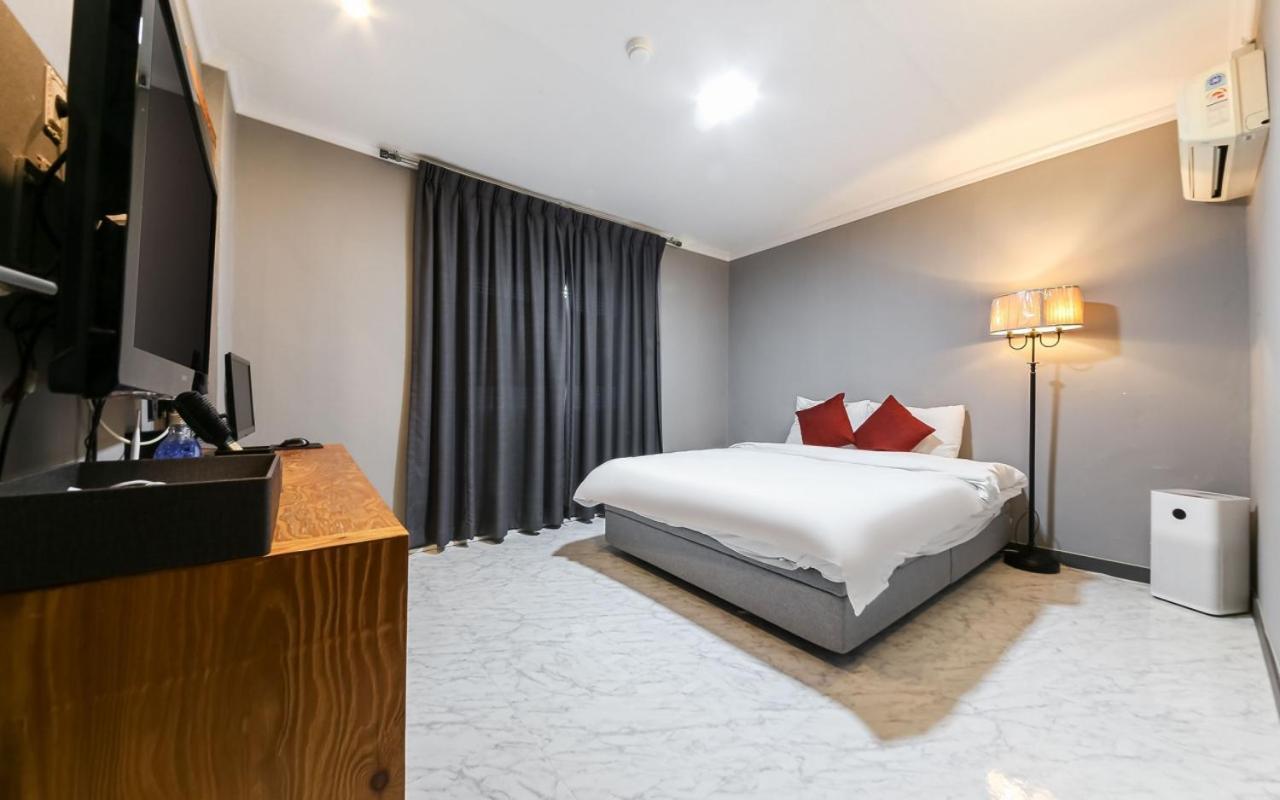 Gung Hotel Jeonju Room photo